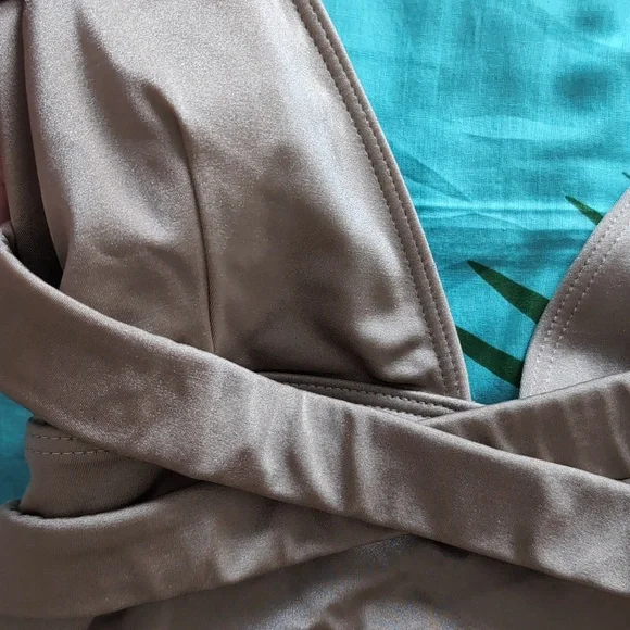 NWOT ASOS SWIMSUIT - Picture 4 of 14